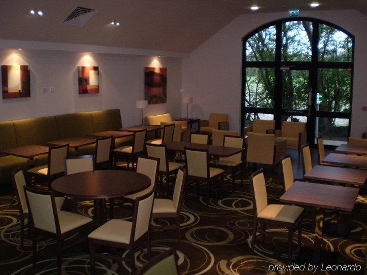 Holiday Inn Express Colchester, An Ihg Hotel Restaurant photo